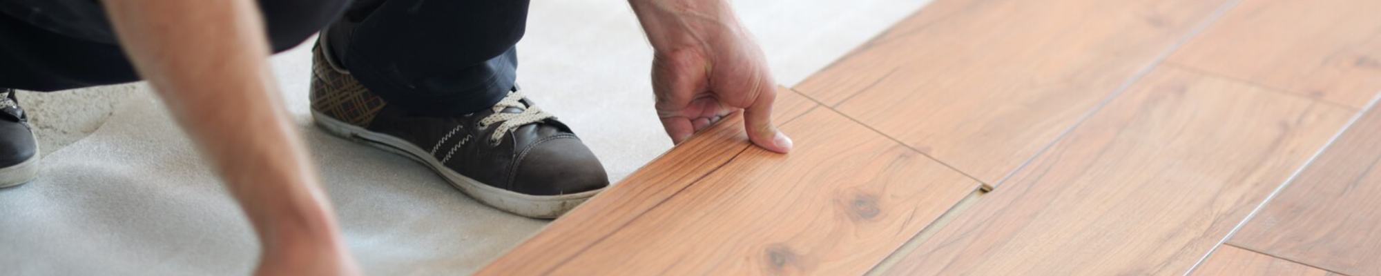 Laminate-Installation-Hero-2000x400